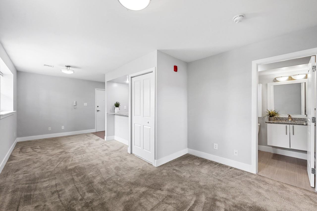 Rock Hill Apartments - Photo 7 of 27