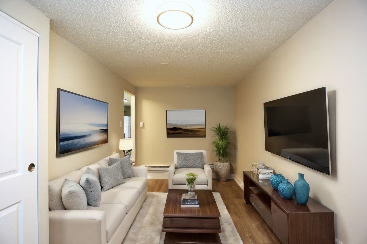 Hampton Gardens - Photo 4 of 16