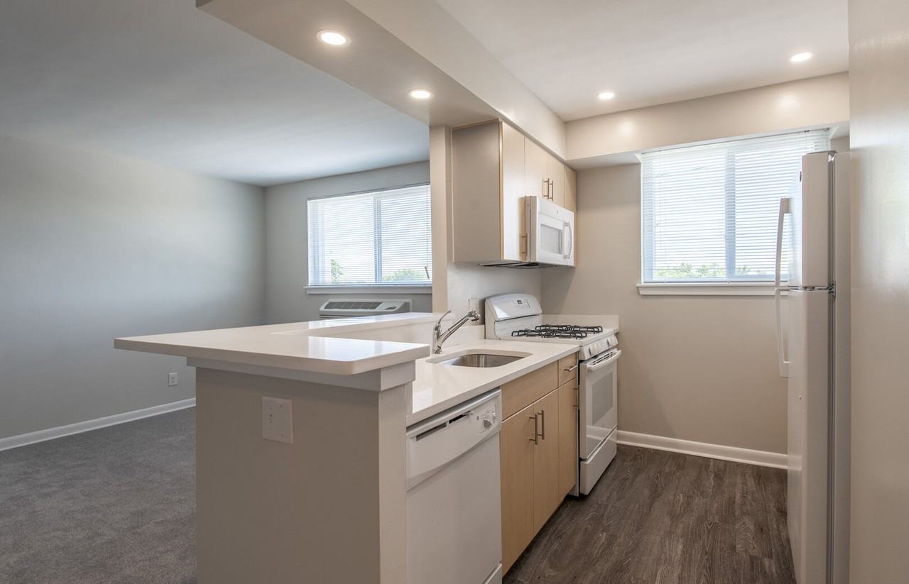 Gail Court - Photo 3 of 19