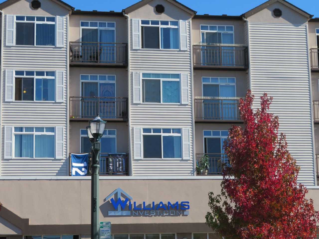 2515 Colby Avenue - Photo 3 of 39