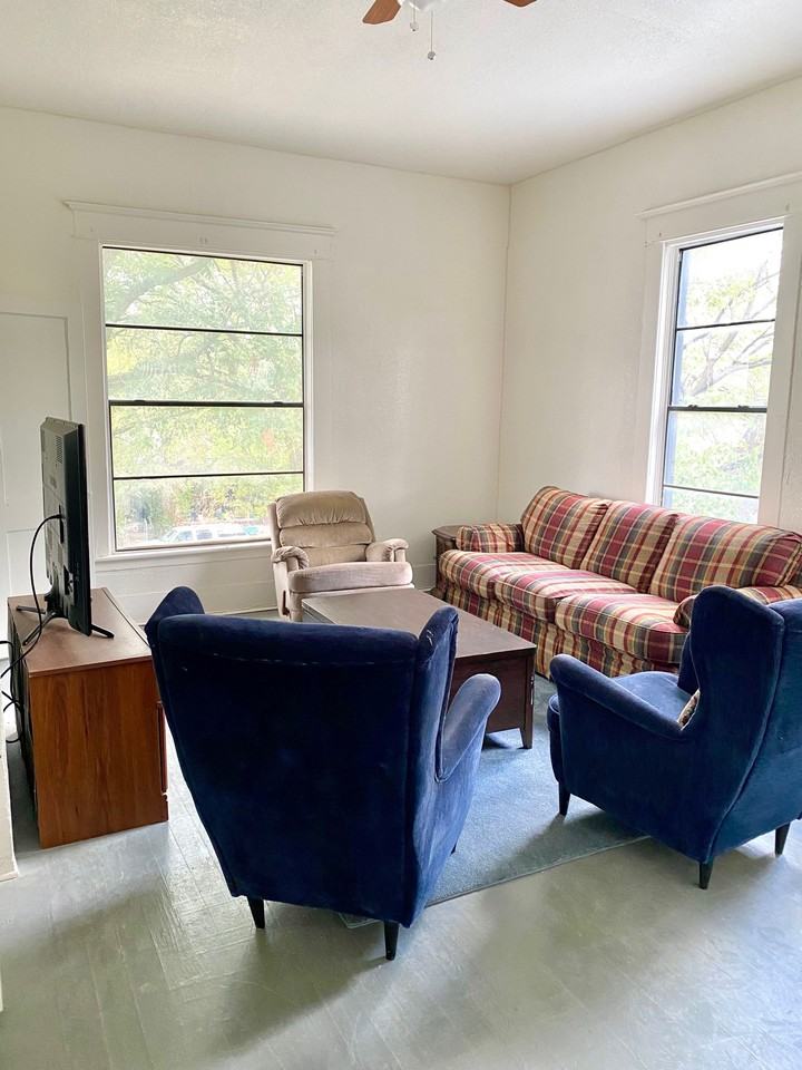 906 North 16th Street - Photo 3 of 5