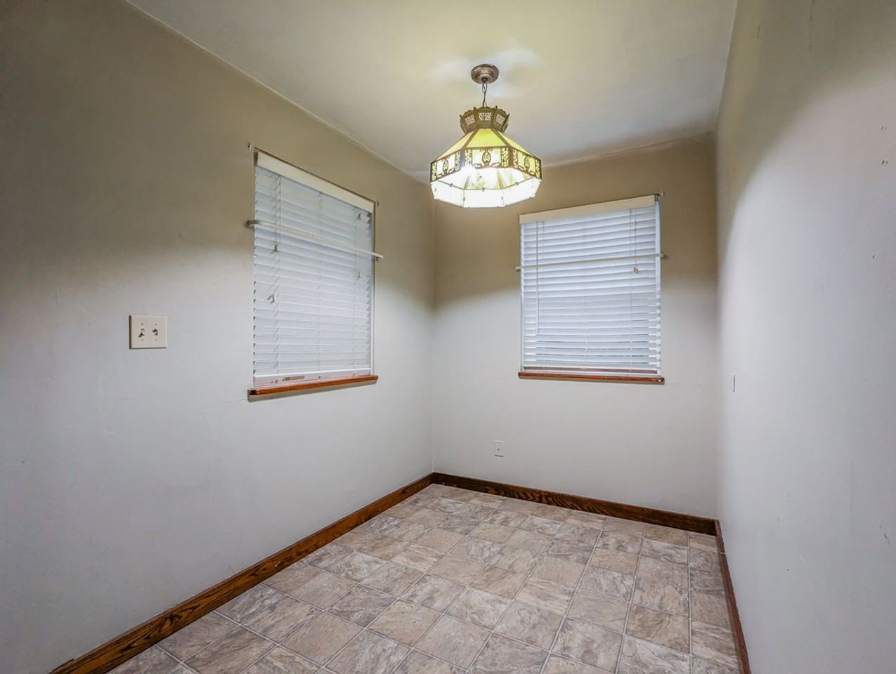 4223 79th Ave Ne - Photo 5 of 12