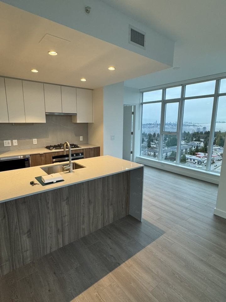 504 Nelson St - Photo 6 of 20