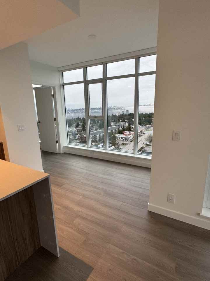 504 Nelson St - Photo 4 of 20