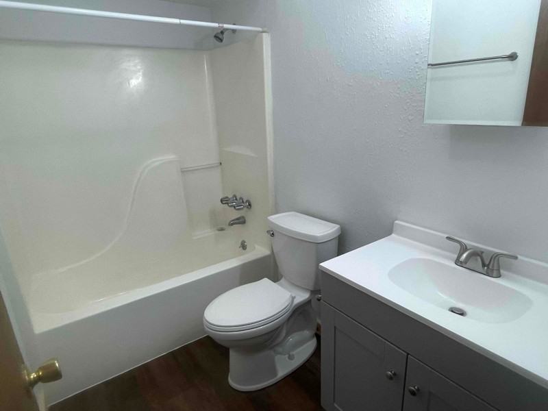 705 Hall St #2 - Photo 3 of 4