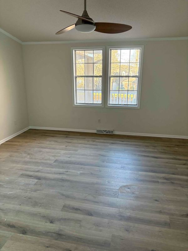 4464 Marion Dr - Photo 3 of 15