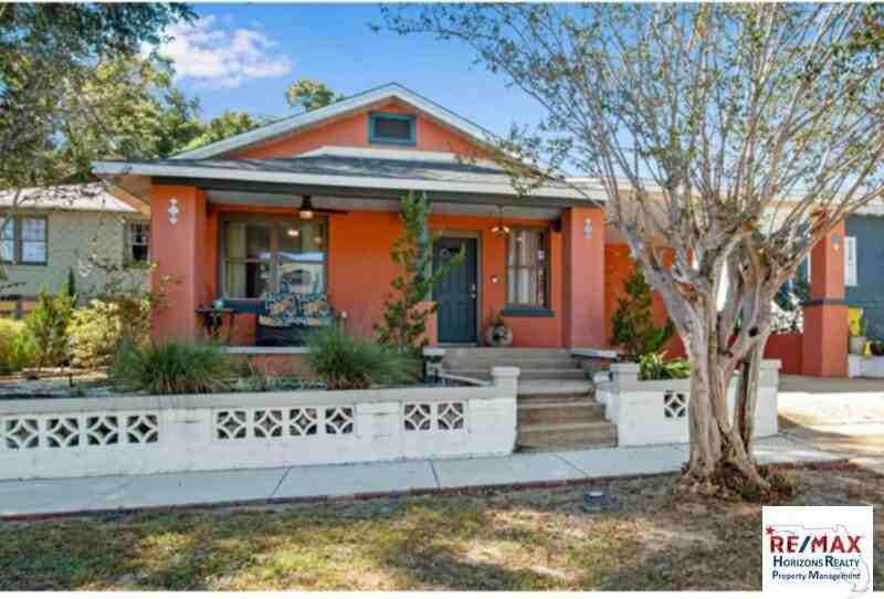 109 N D St - Photo 2 of 20