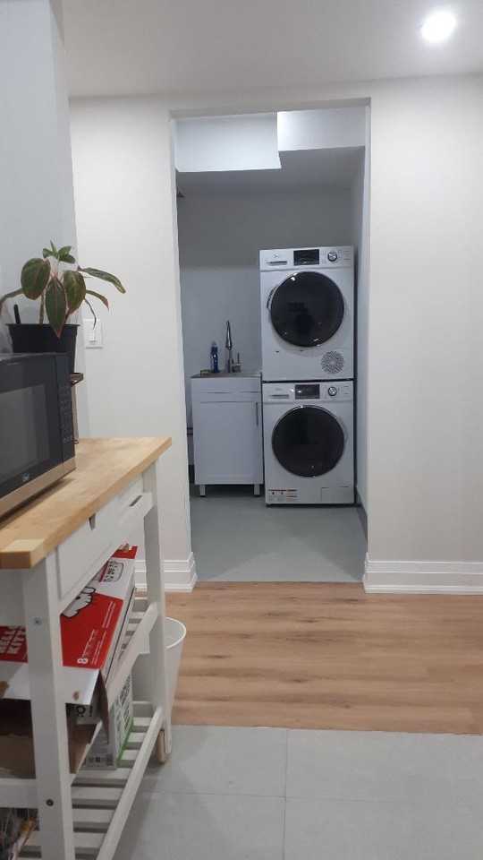 135 Donlea Drive - Photo 2 of 8