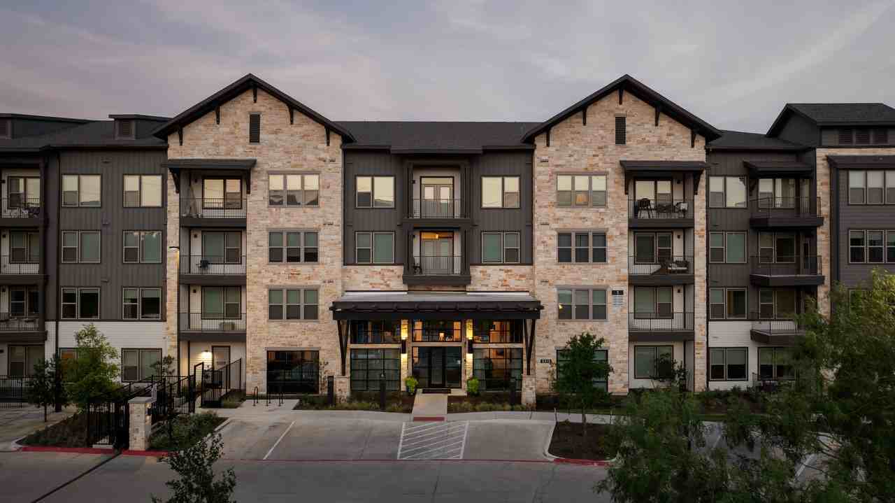 The Markson Austin - Photo 3 of 50