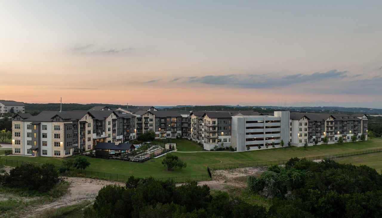 The Markson Austin - Photo 4 of 50