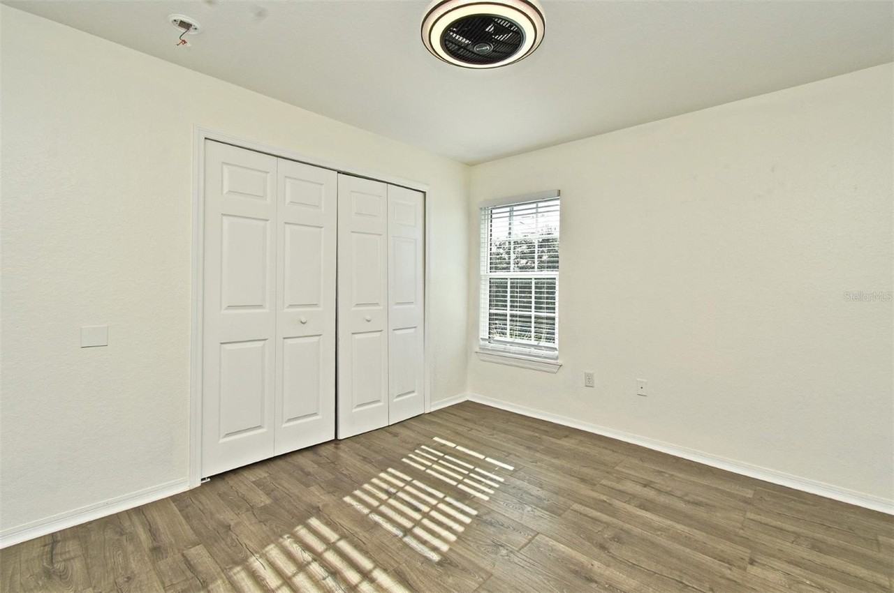 5467 Vineland Rd #6308 - Photo 4 of 36