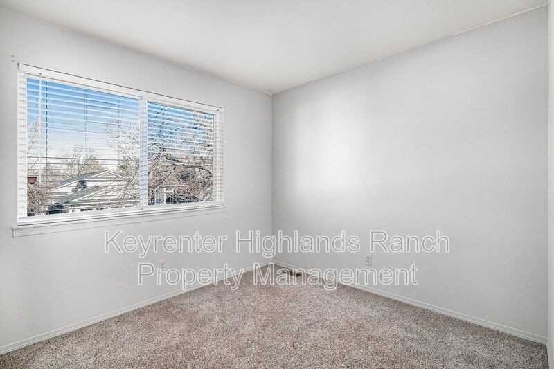 664 Walden Ct - Photo 6 of 14