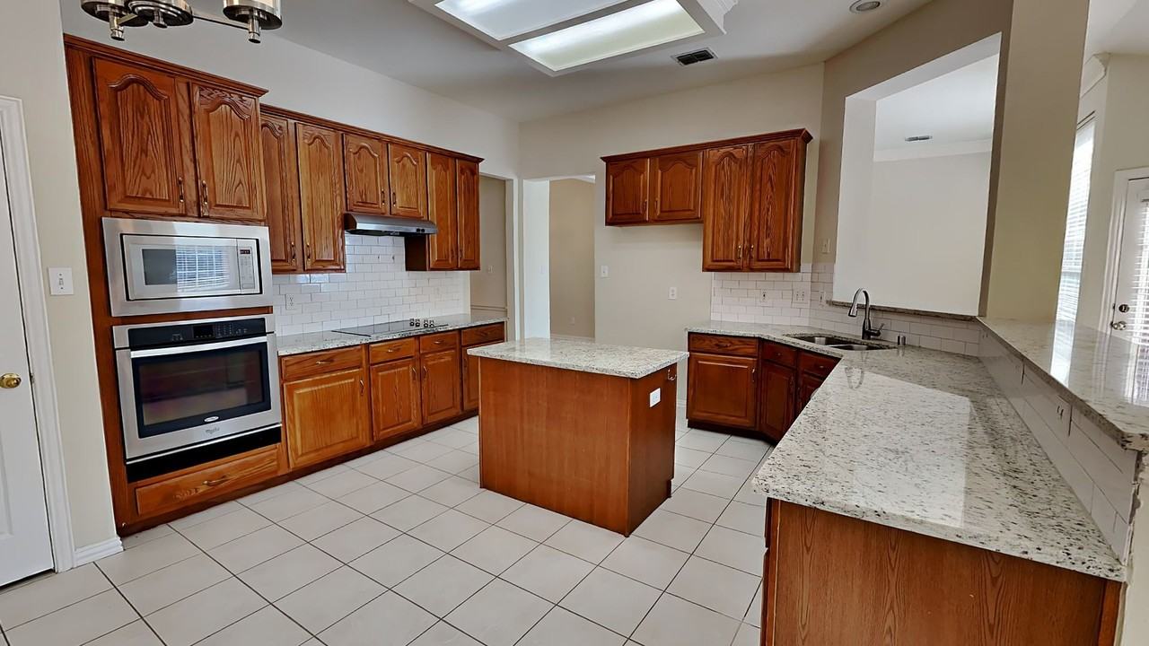 3605 Gaitland Cir - Photo 7 of 18