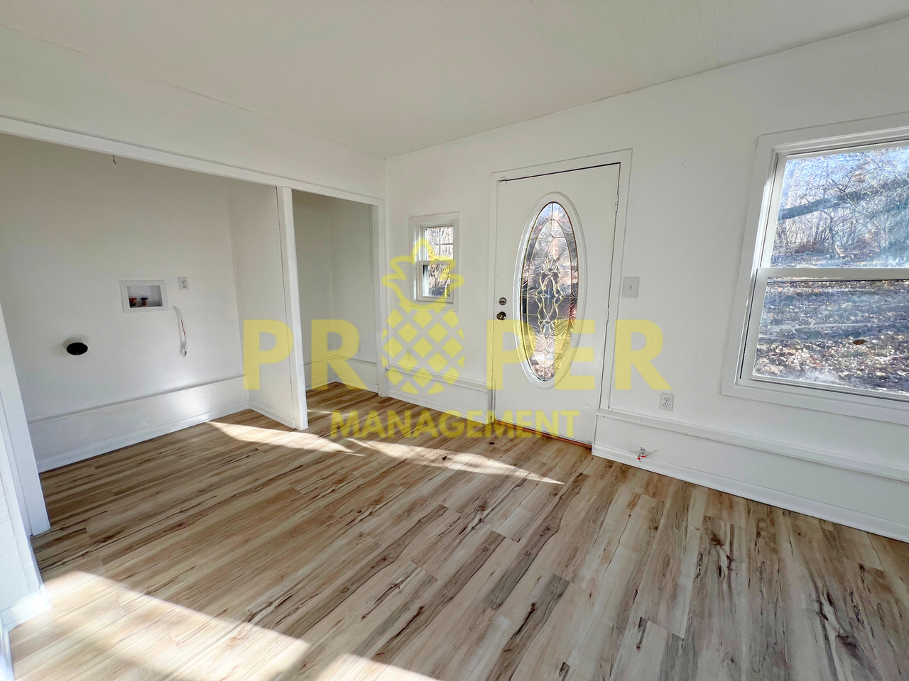 2408 Falmouth Ave - Photo 5 of 9