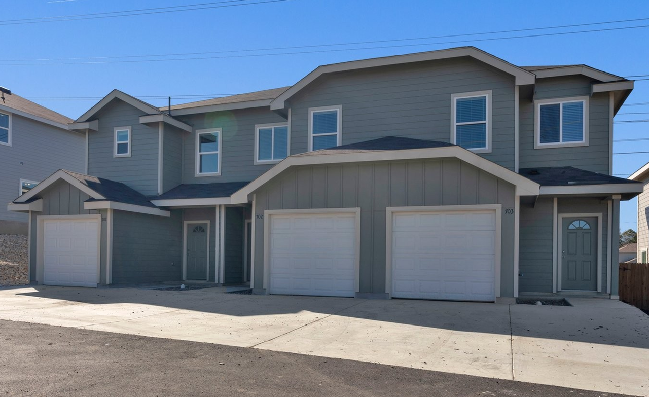 7239 Converse Ridge Bld 8 - Photo 6 of 6