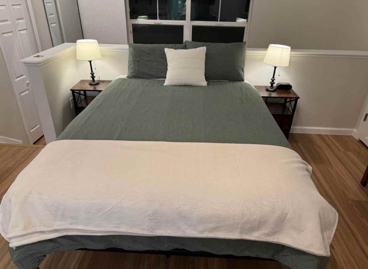 1454 1/2 Crawford Way - Photo 3 of 12