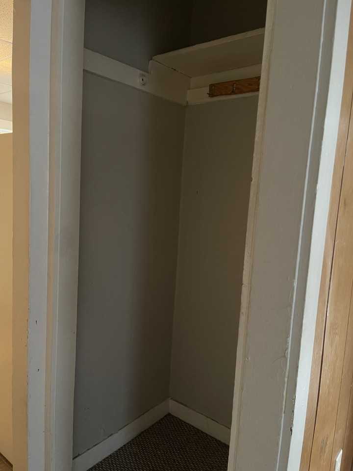 1553 8th Ave #B - Photo 2 of 12