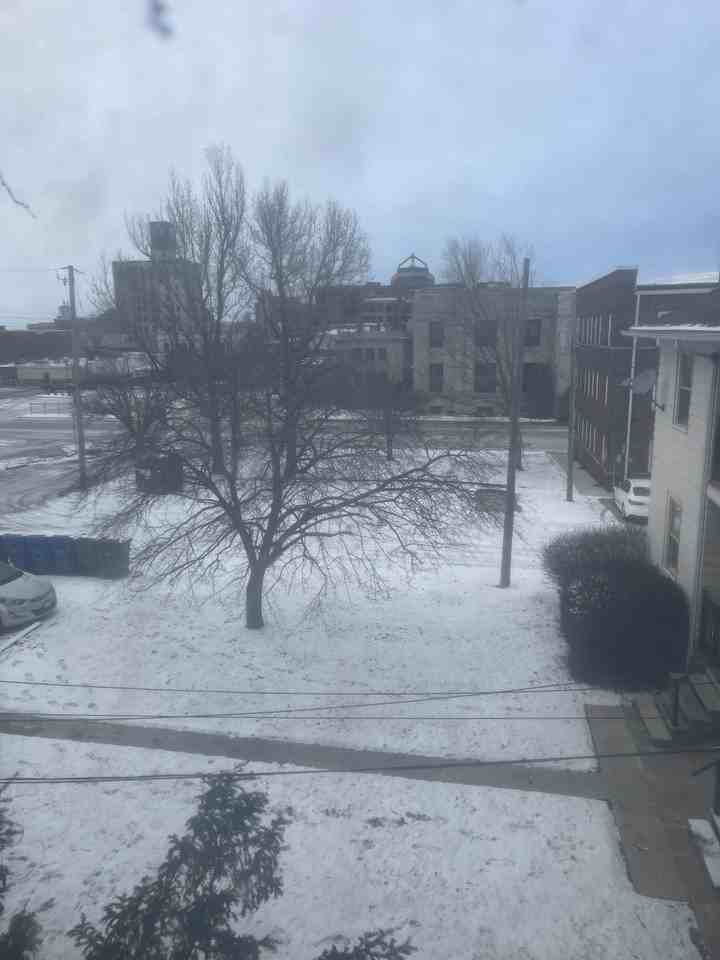 1553 8th Ave #B - Photo 4 of 12