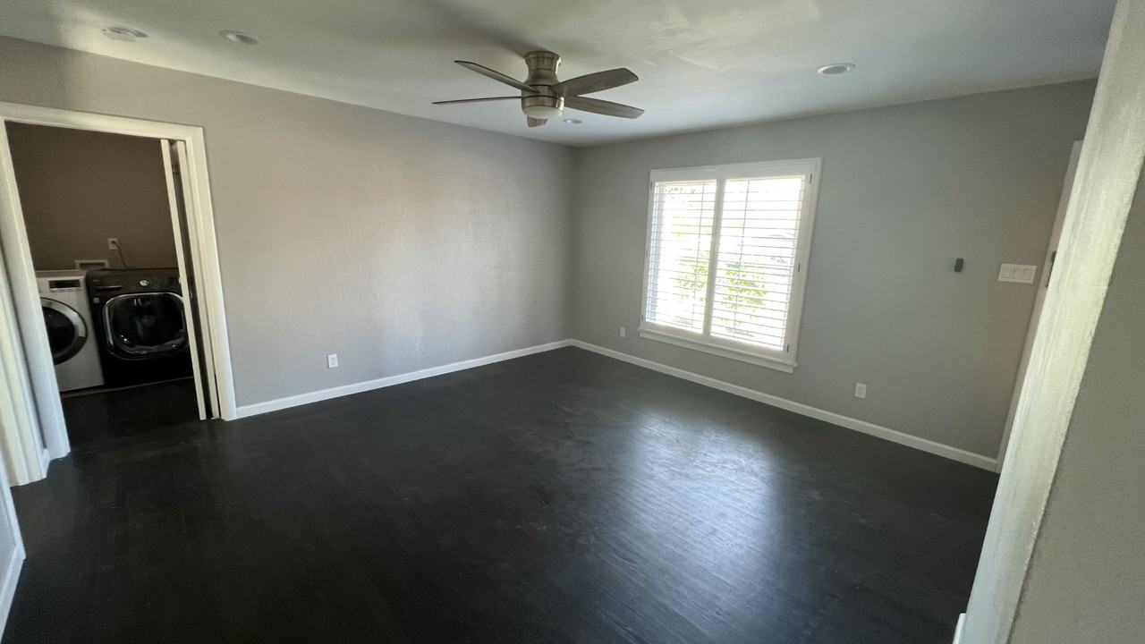 190 Ironwood Dr #A - Photo 3 of 10