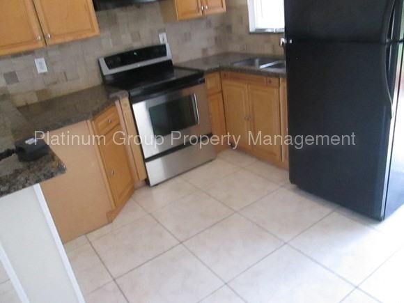 5672 Purdy Ln - Photo 3 of 9