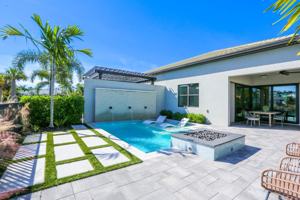 featured image of 14727 Kingfisher Loop