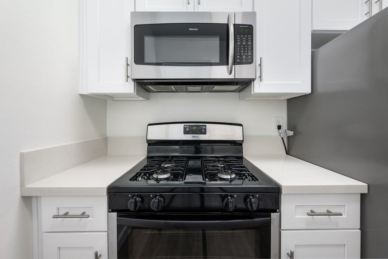 E Street - Photo 2 of 50