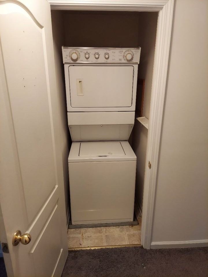 19 S Centre St - Photo 3 of 8