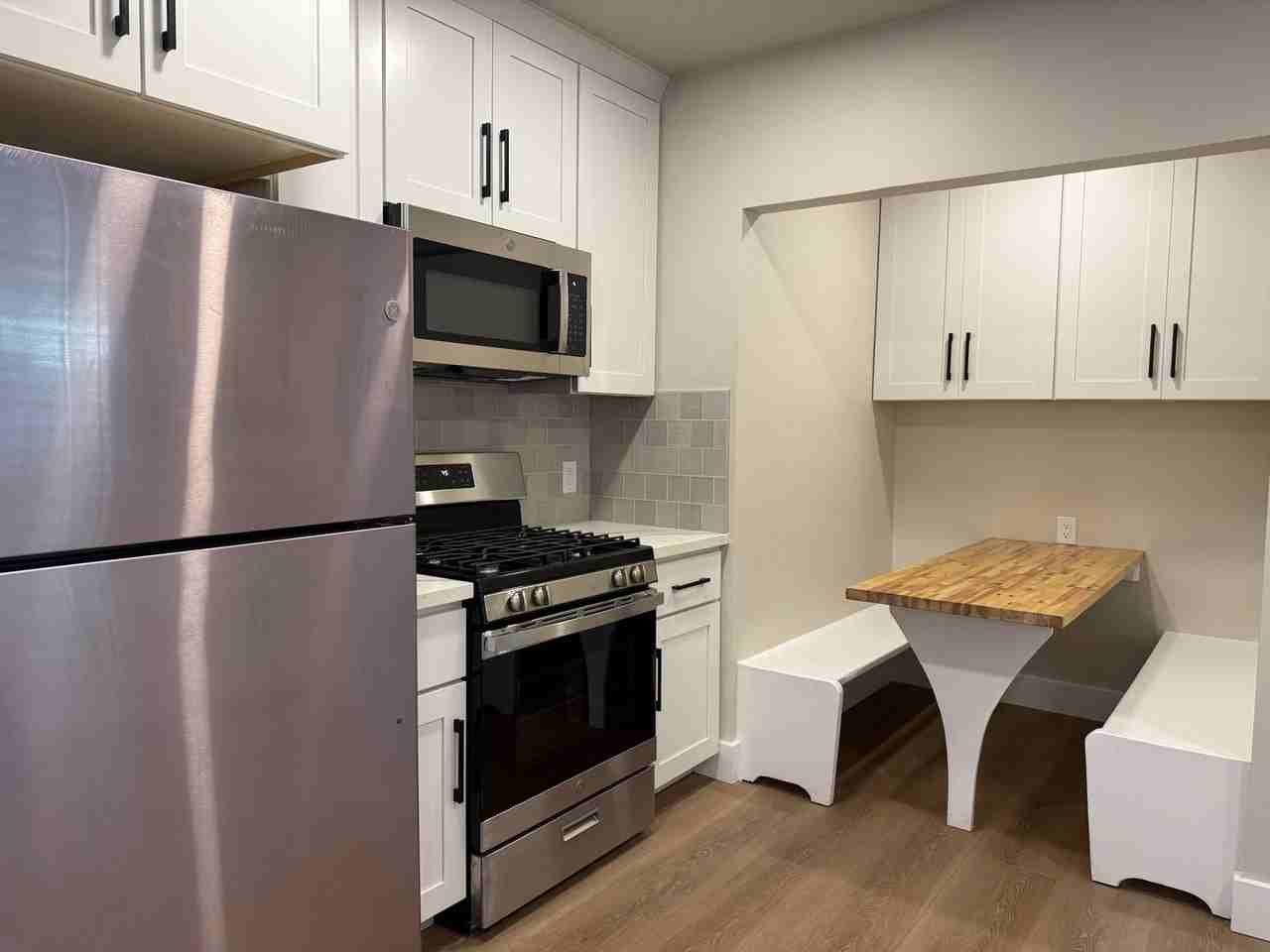 509 Sierra Blvd - Photo 4 of 14