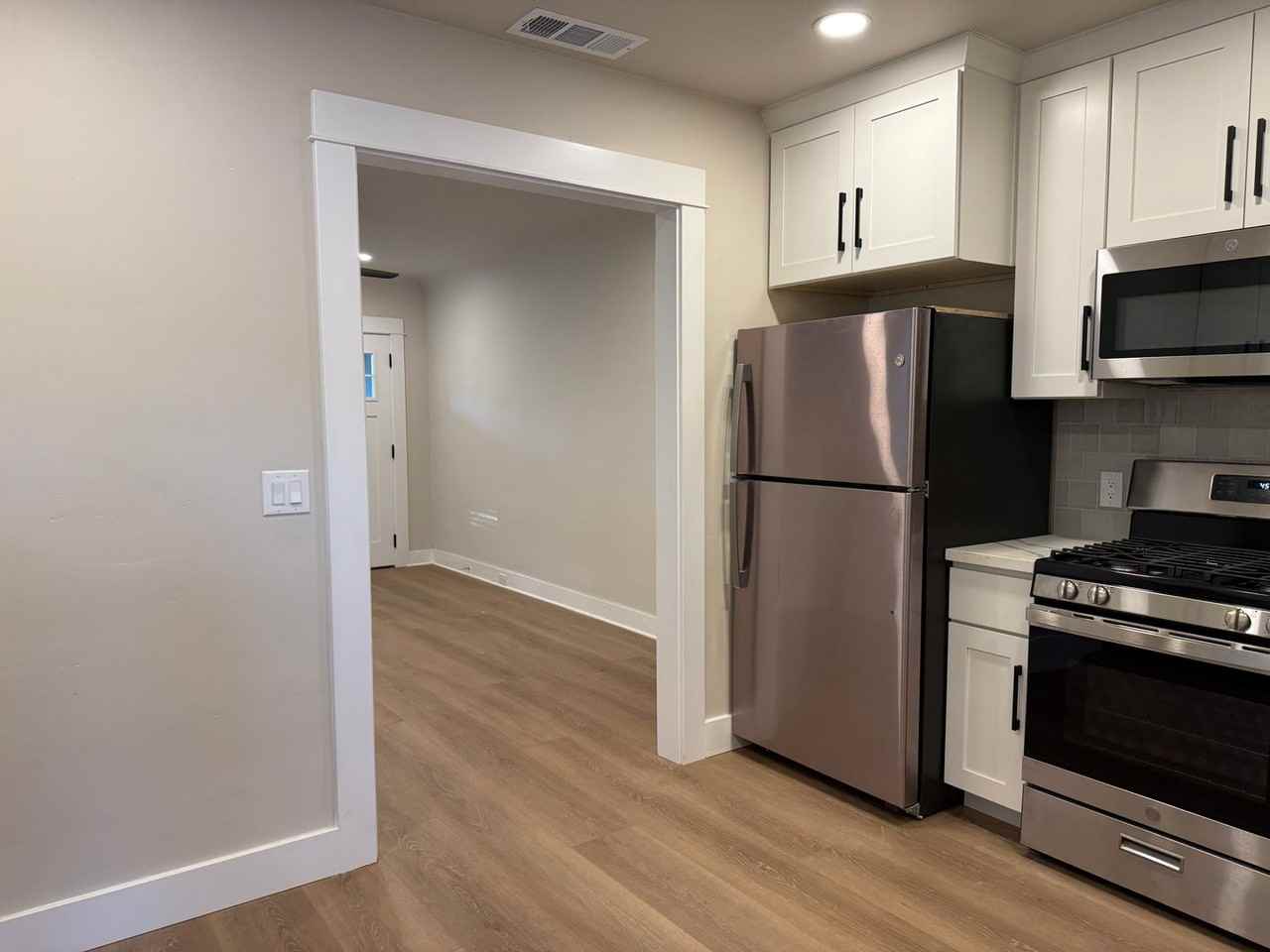 509 Sierra Blvd - Photo 7 of 14
