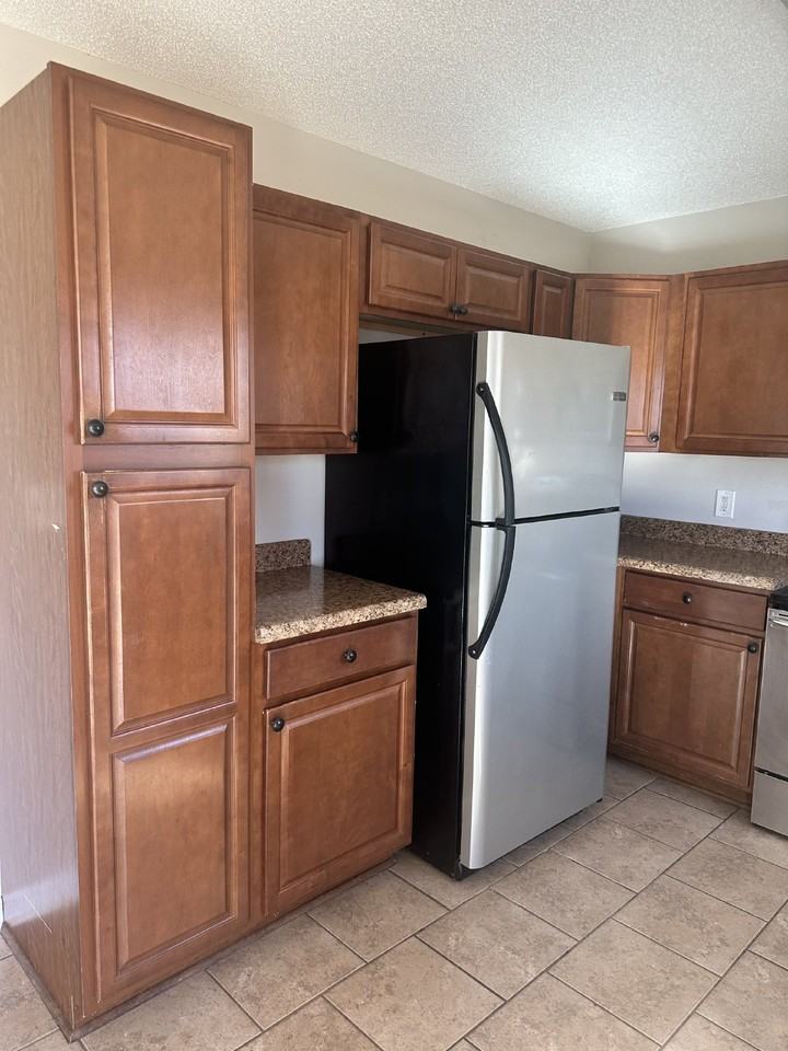 212 N Star Rd - Photo 4 of 8