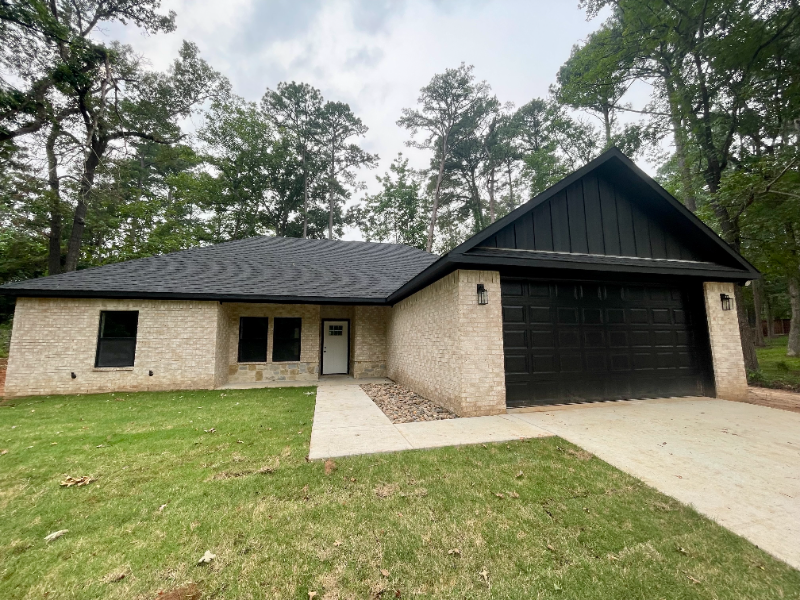 18682 Porsche Dr - Photo 2 of 19