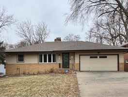 featured image of 1606 N 60th St