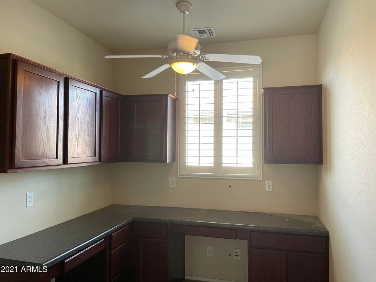 4045 E Bellerive Dr - Photo 5 of 13