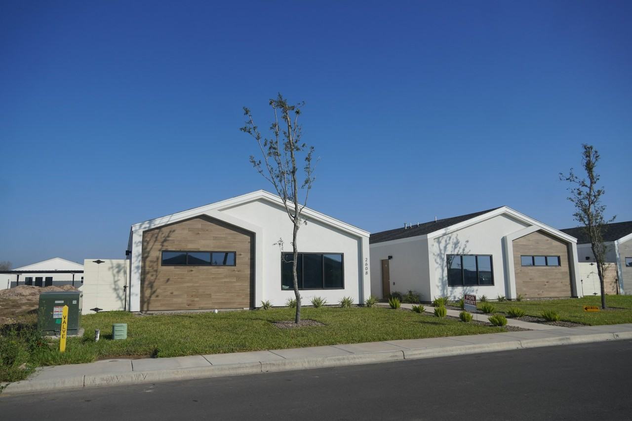 2608 Mockingbird Road , Unit 1 - Photo 3 of 23