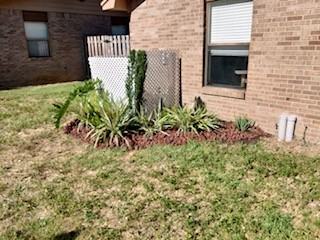 101 Harding Rd #D - Photo 2 of 11