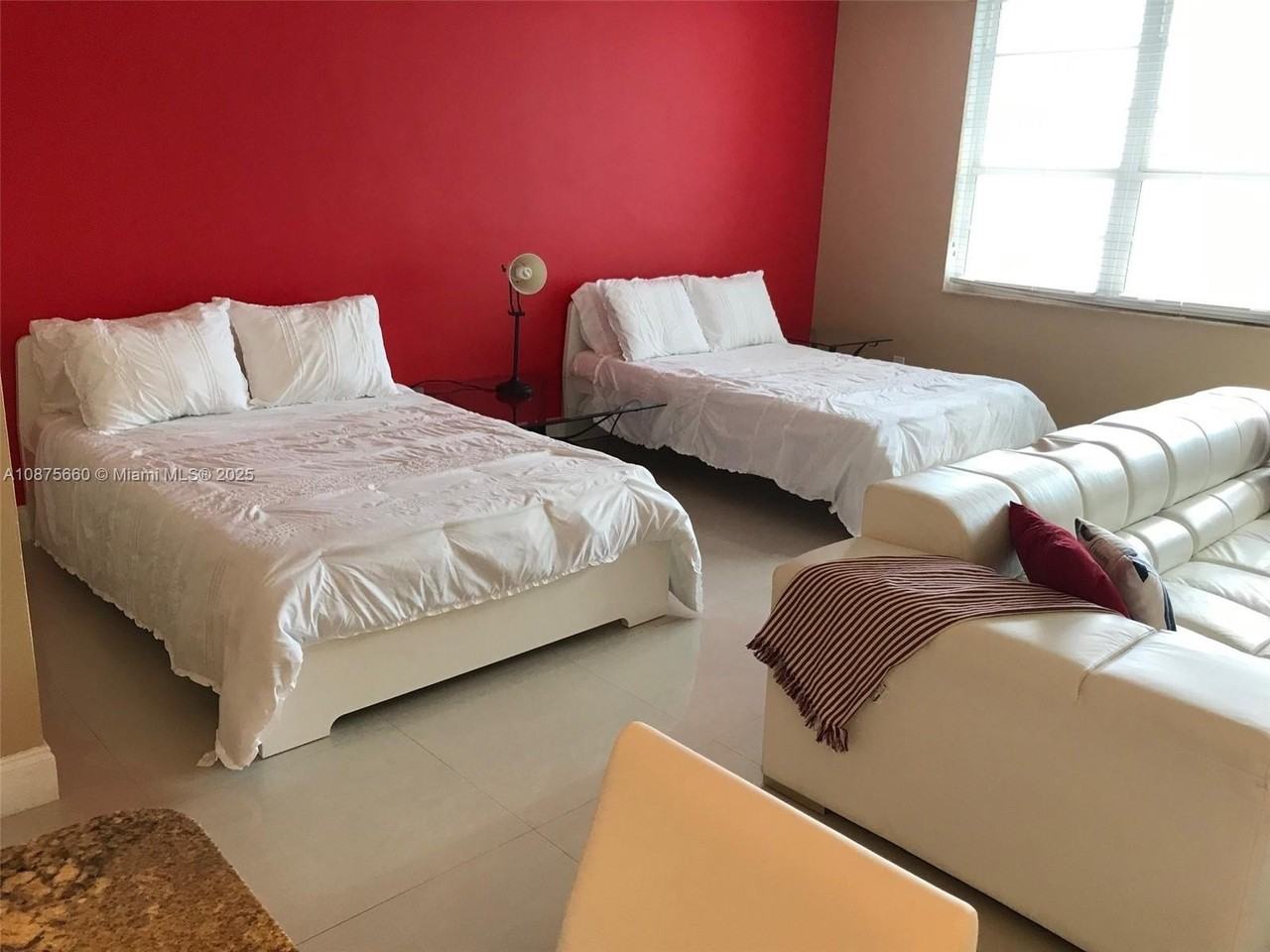 100 Lincoln Road #1226 - Photo 3 of 42