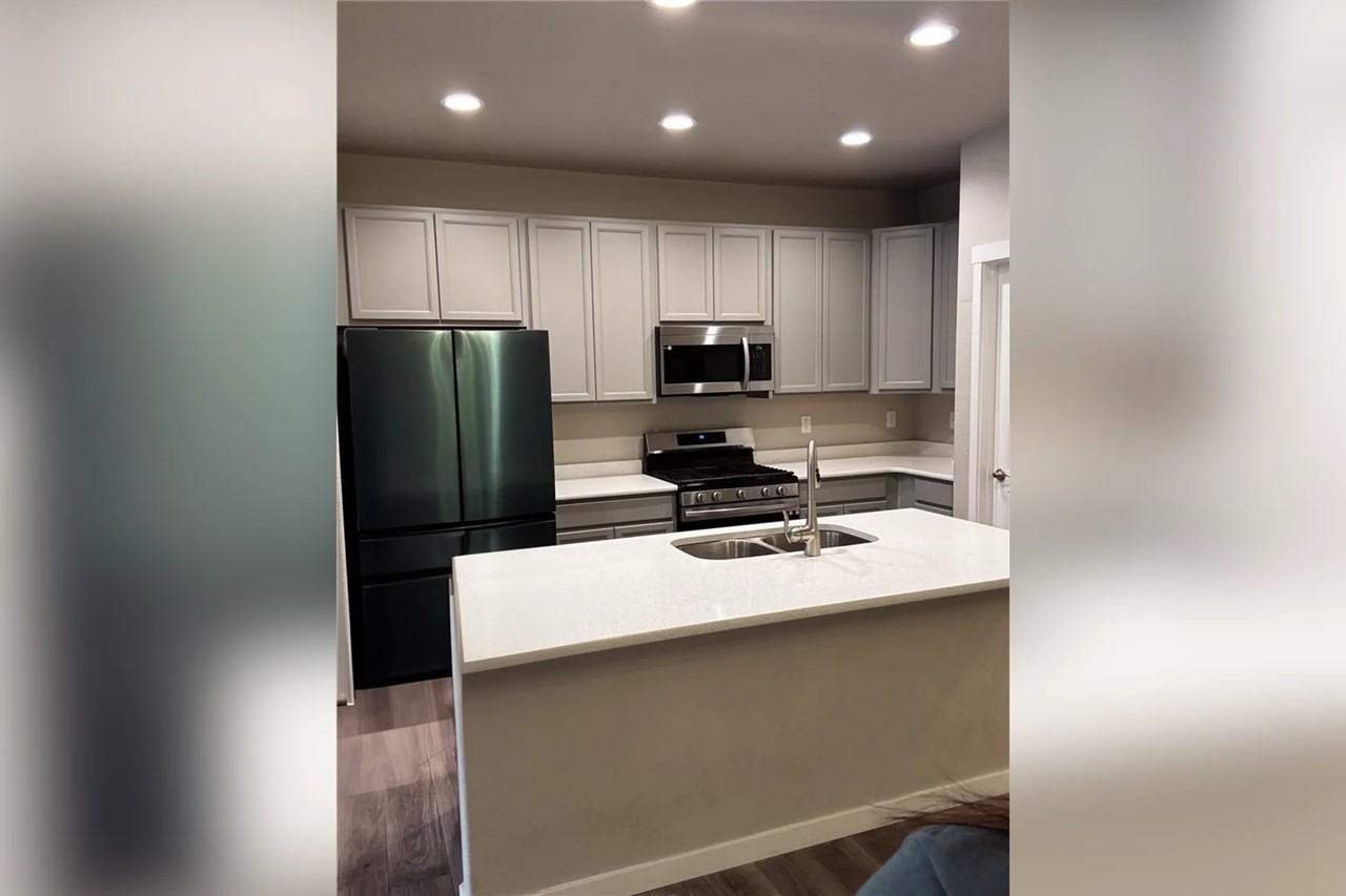 163 Sabin Way - Photo 3 of 24