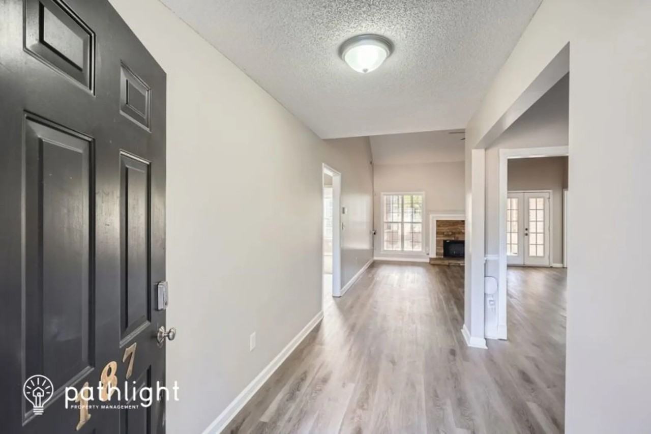 187 Kingsbrook Cir - Photo 2 of 21