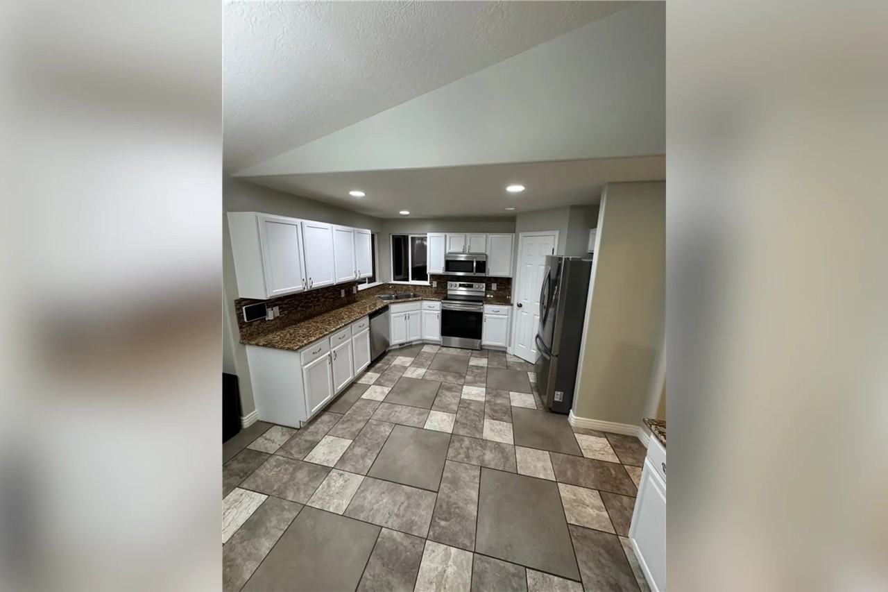 6708 S Early Dawn Dr - Photo 2 of 19