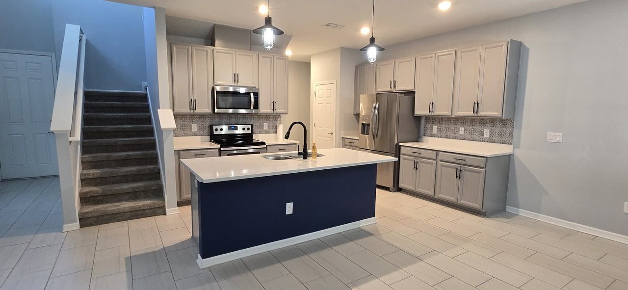 15026 Blue Quaker Pl - Photo 7 of 31