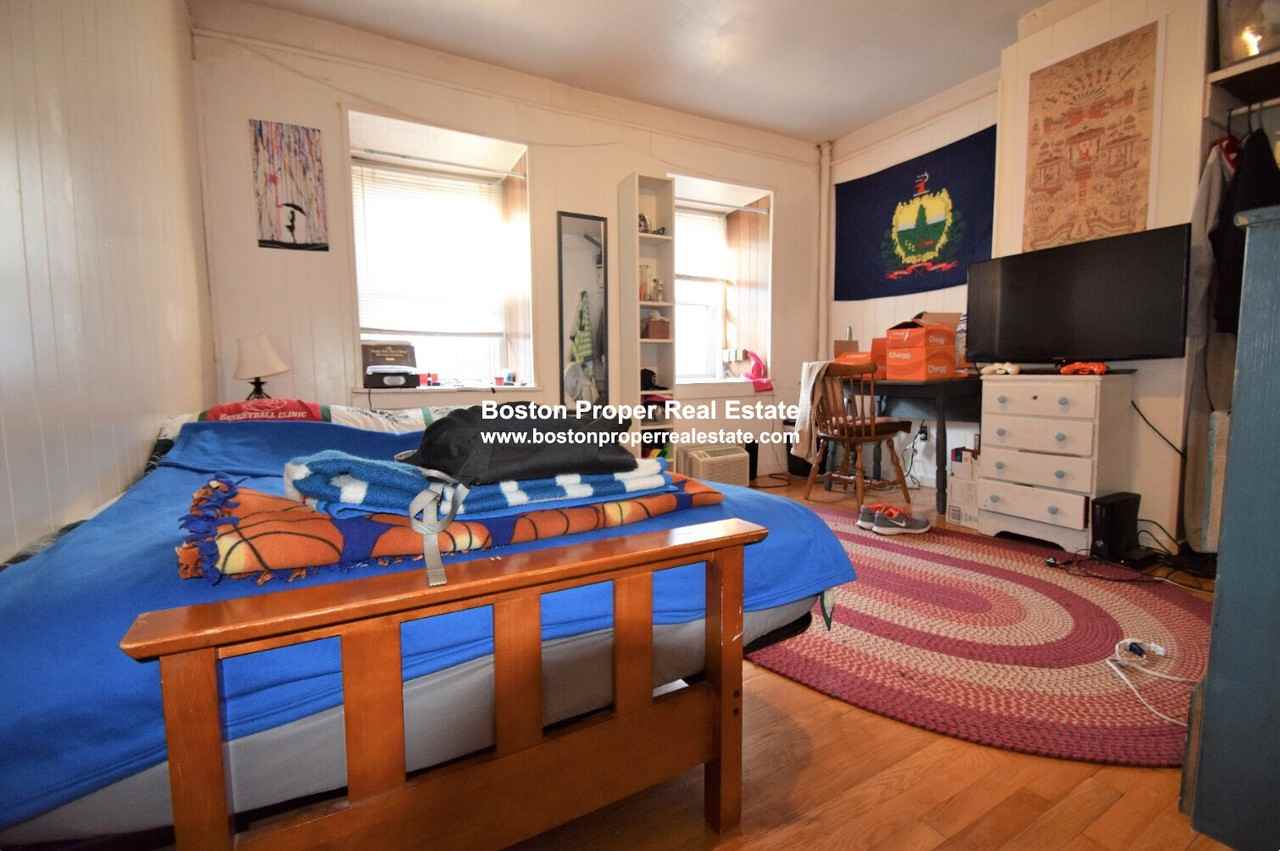 6 Sewall St #2 - Photo 5 of 9