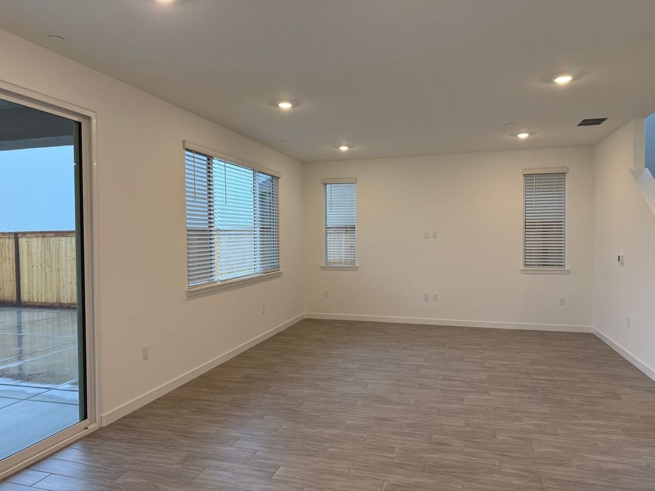5919 Littlestone St - Photo 3 of 17