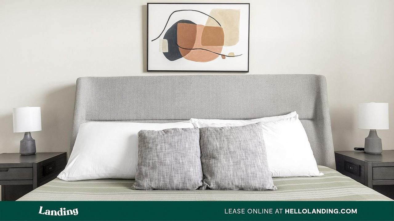 4985 Eastwood Greens St - Photo 6 of 50