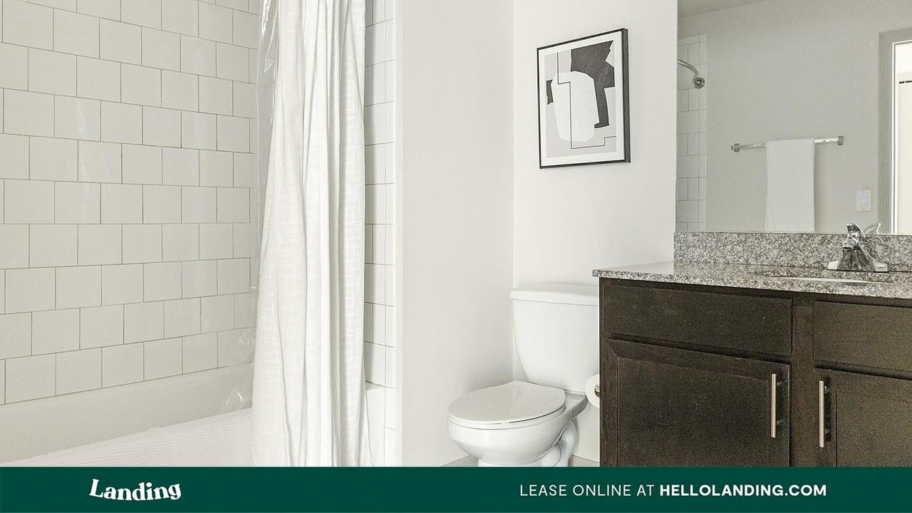 4985 Eastwood Greens St - Photo 7 of 50