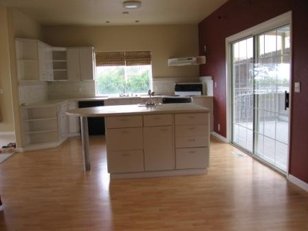 10072 Roseview Dr - Photo 5 of 9