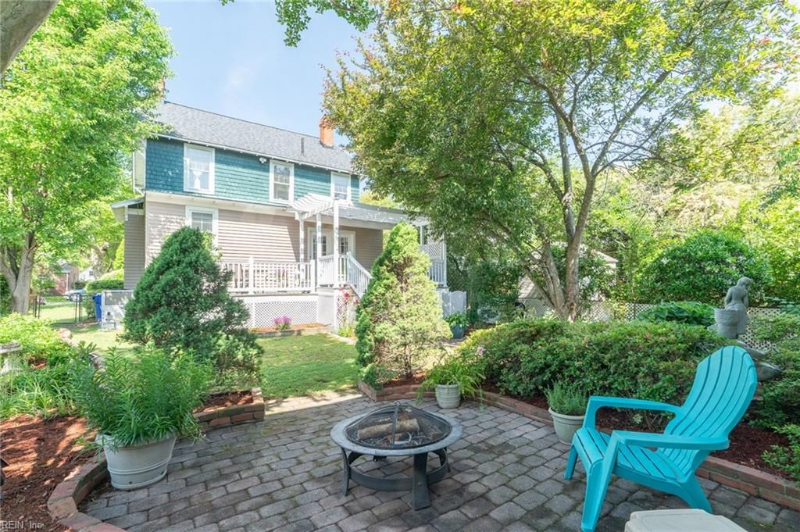 151 Florida Ave - Photo 3 of 20