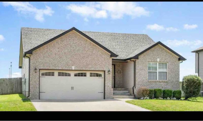 2440 Andersonville Dr - Photo 3 of 27