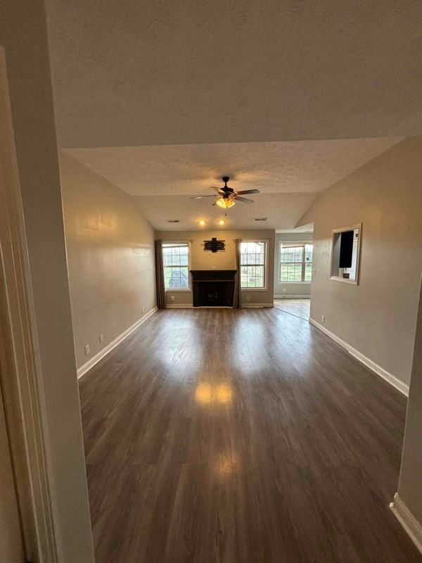 2440 Andersonville Dr - Photo 4 of 27