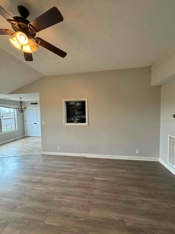 2440 Andersonville Dr - Photo 6 of 27