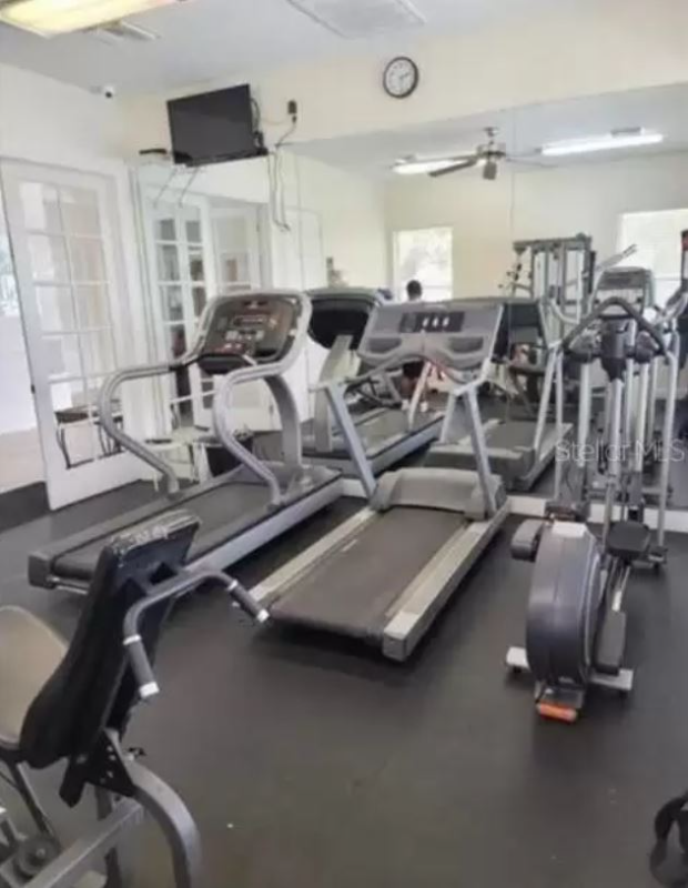 9531 Newdale Way #101 - Photo 4 of 15